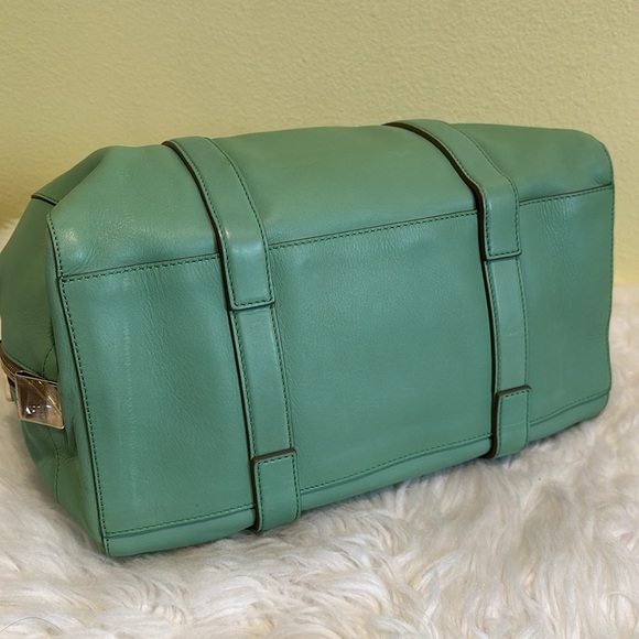 💯Authentic Chloe Mint Green Leather Handbag🍀 - Picture 5 of 16
